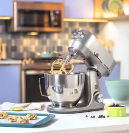 169.6 Oz. 350 Watt 7 Speed Stand Mixer with Tilt-Head Design